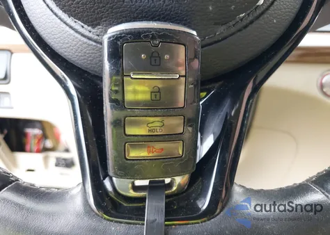 2018 Kia Cadenza Premium из США, поврежденный, VIN KNALB4J19J5127322